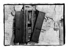 shutter2sm.jpg